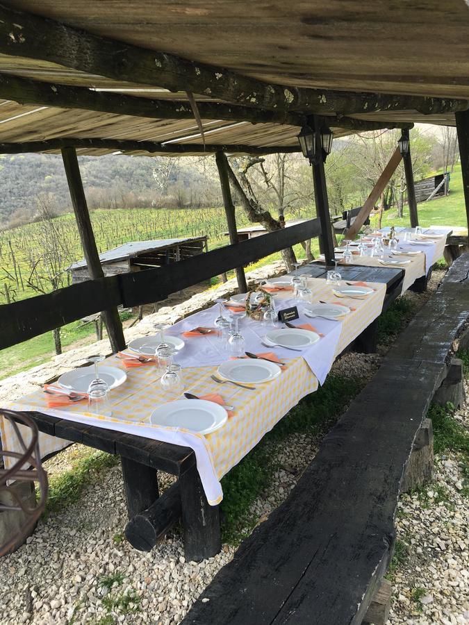 모토분 Agroturizam Toni 아파트 외부 사진